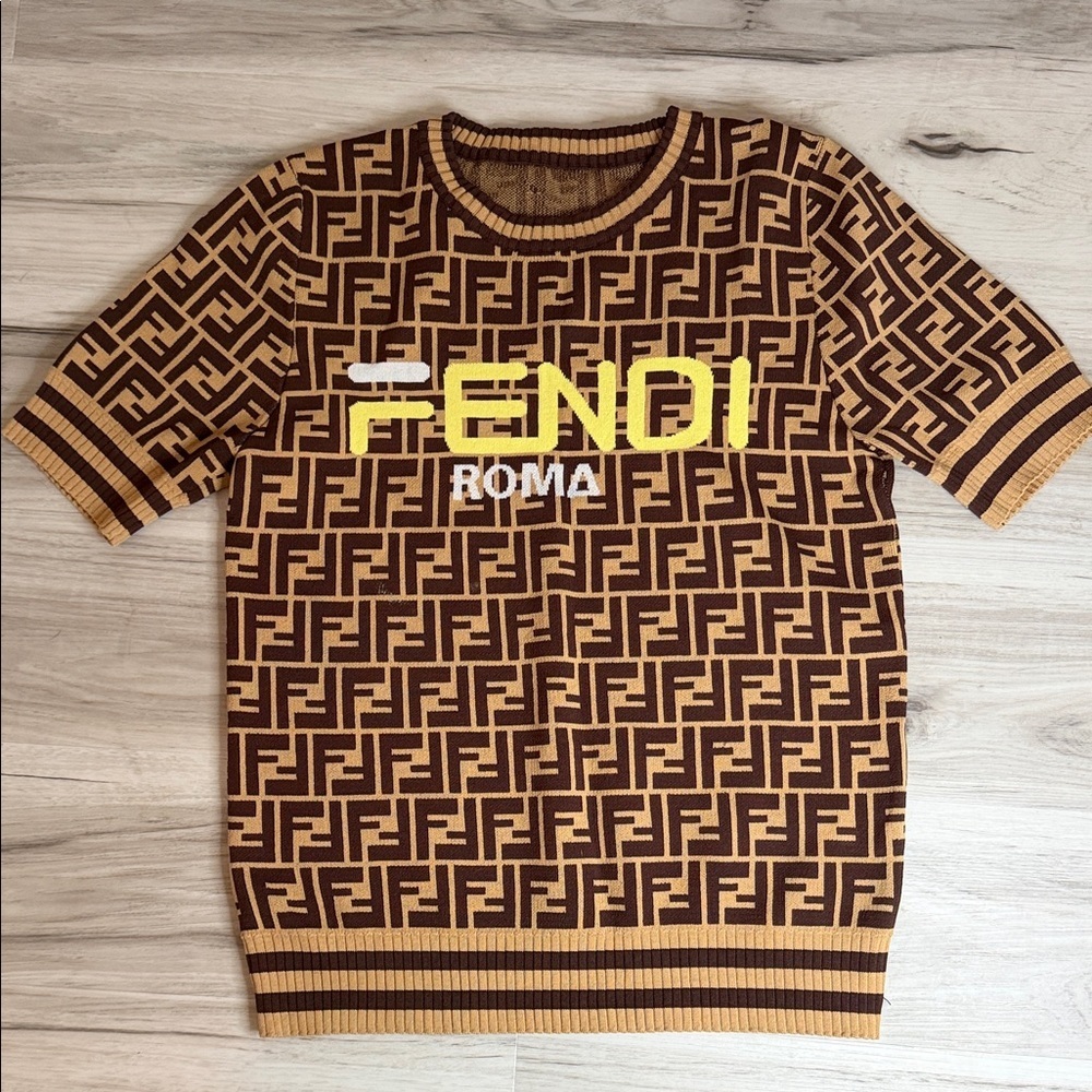 Fendi Authentic Brown and Yellow Logo Crewneck Sweater Women’s size 36